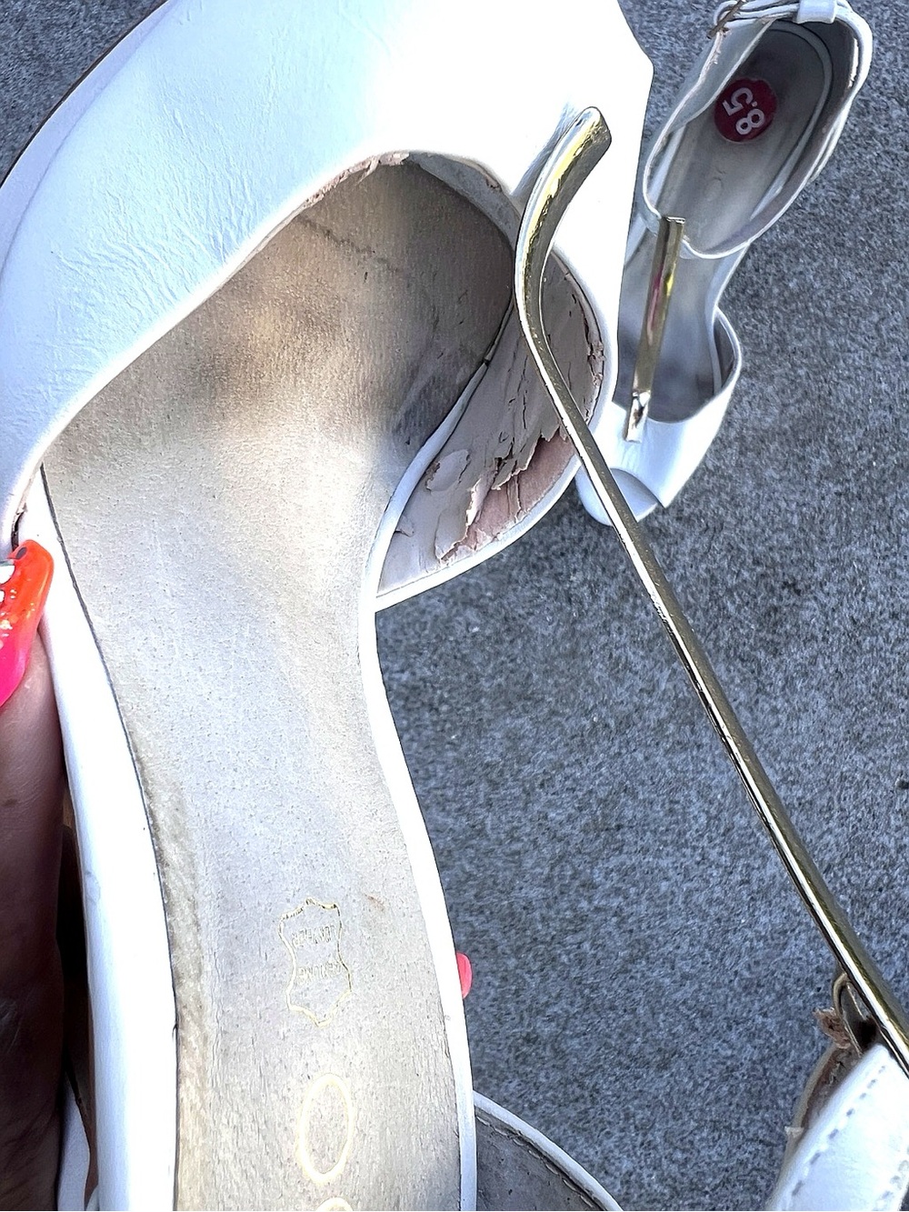 ALDO White Platform Heels Gold Bar Accent Ankle Strap Size 8 - Picture 5 of 6